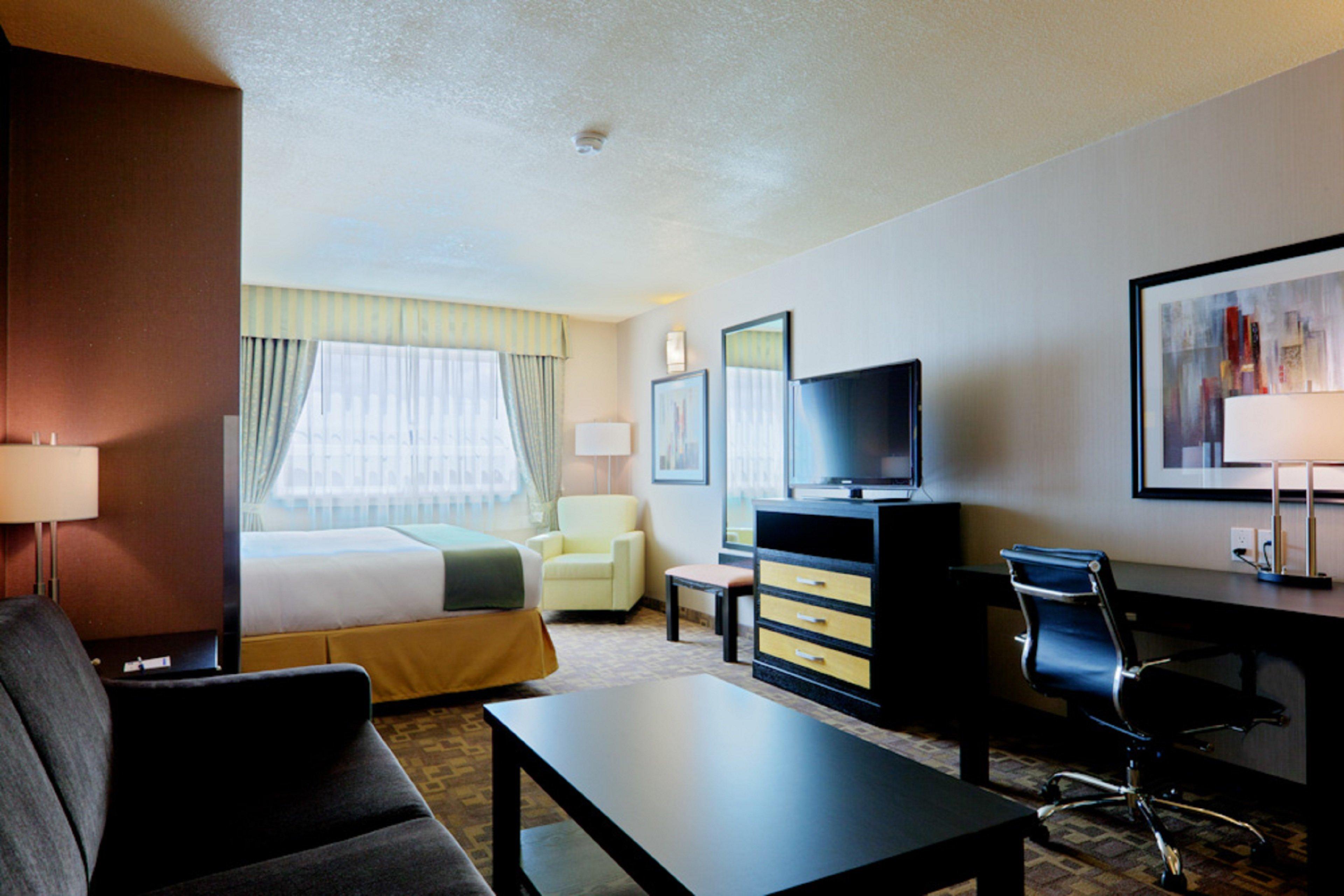 Holiday Inn Express And Suites Dawson Creek, An Ihg Hotel Room photo